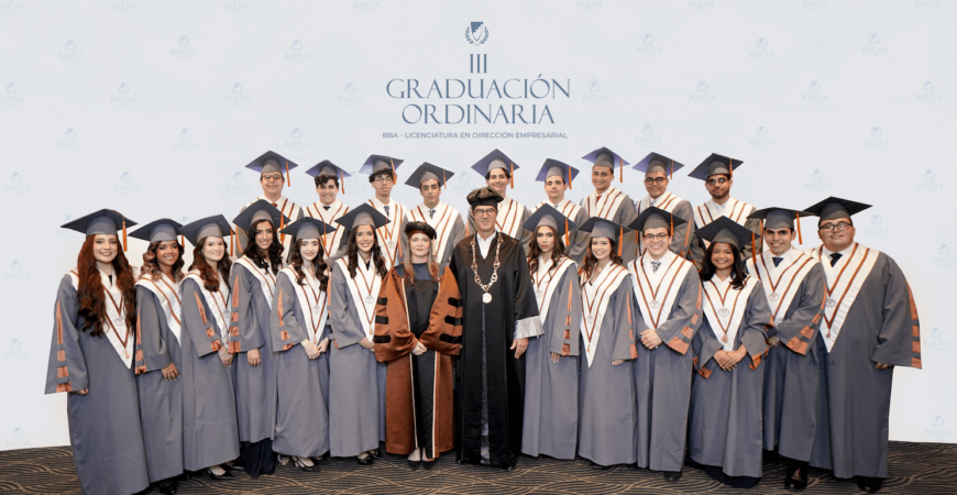 BARNA lleva a cabo su III Graduación Ordinaria de la Licenciatura en Dirección Empresarial